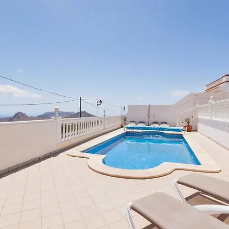 Villa Mercedes With Heated Pool And Wifi Internet Villa *