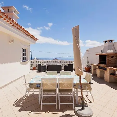 Villa Mercedes With Heated Pool And Wifi Internet *